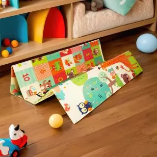 Playmat Lipat Motif Hewan Jerapah A2